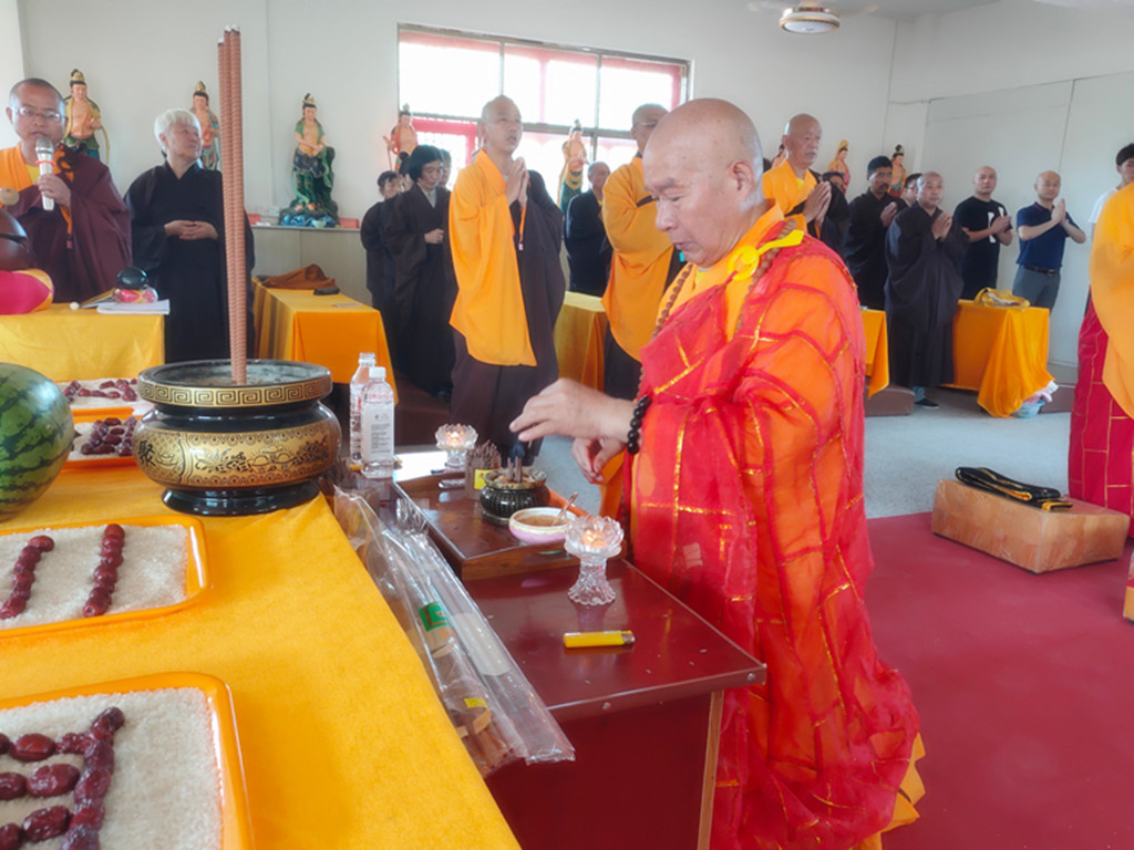 洪佛寺历代方丈住持